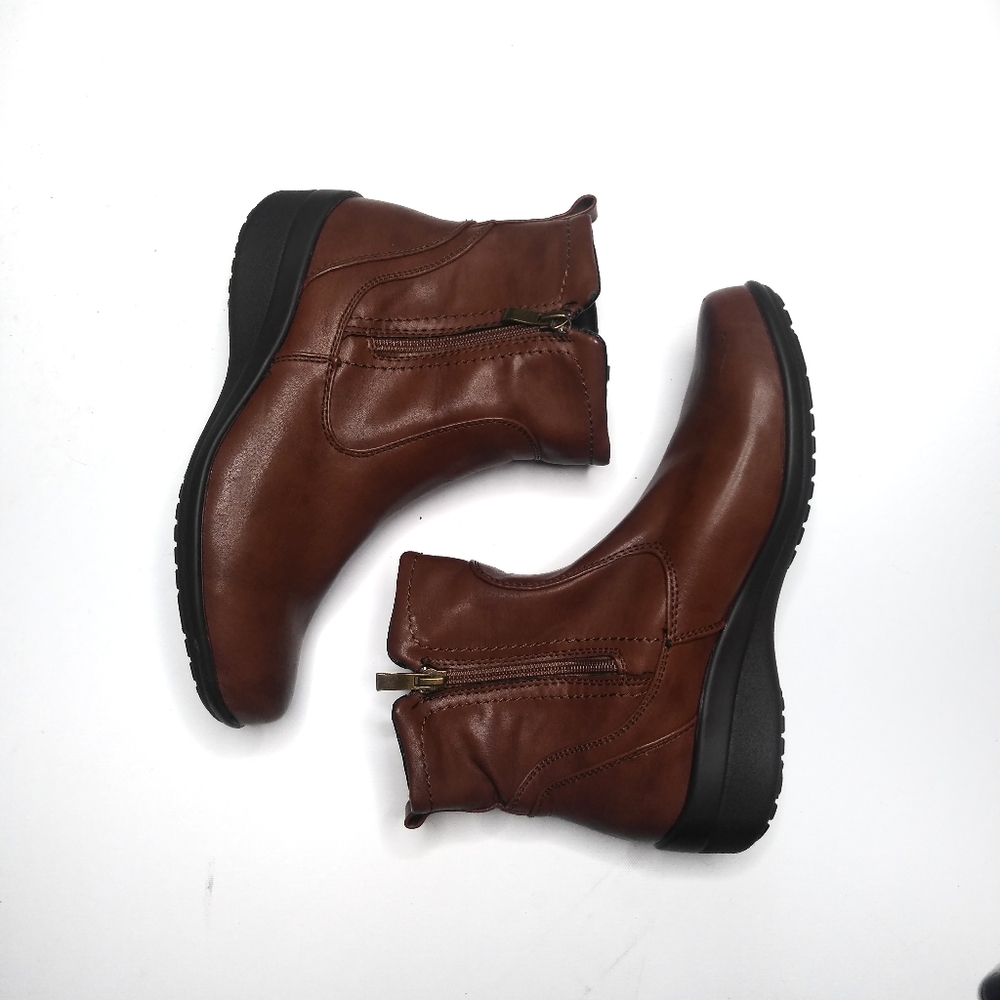 Fabul-aire Martha zip booties brown size 9.5